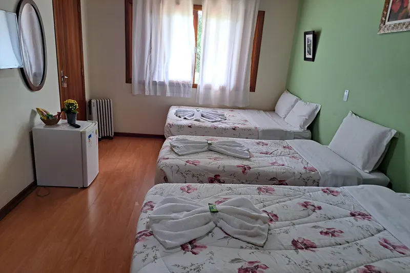 Quarto em Pousada Sino Dos Ventos (Campos do Jordão)