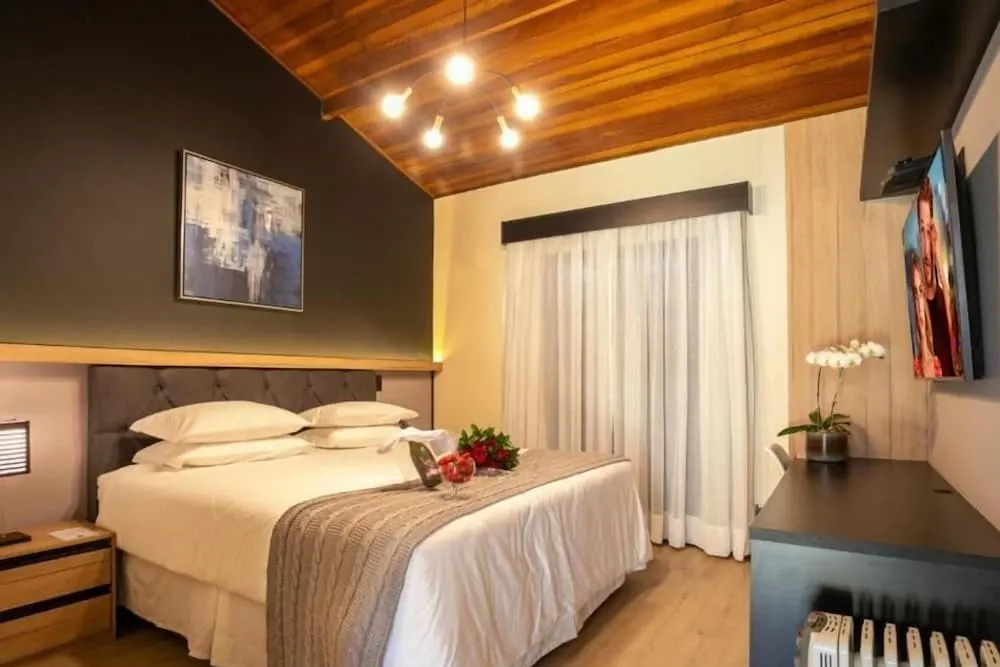 Quarto em Pousada Terrazzo Bonjardim by EasyHotéis (Campos do Jordão)