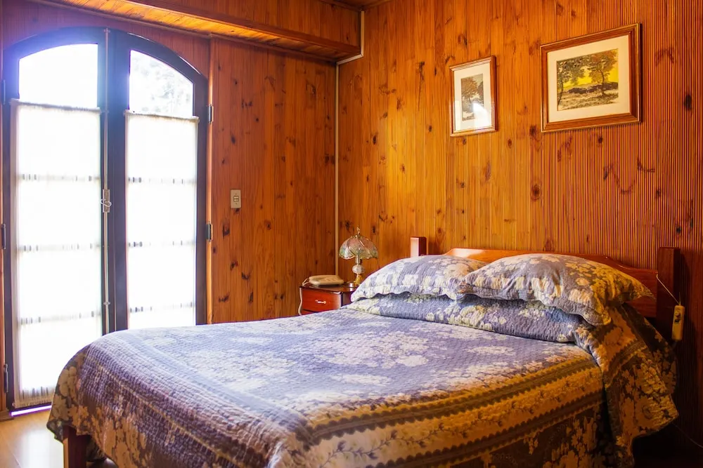 Quarto em Pousada Vale Verde (Campos do Jordão)