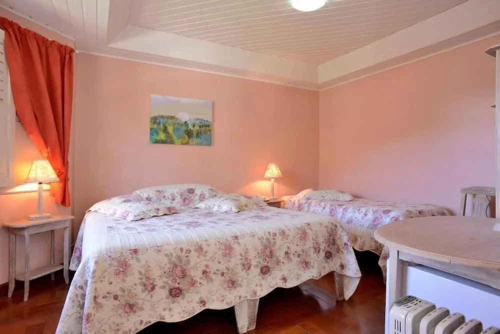Pousada Vila Das Cores: quarto, em Campos do Jordão