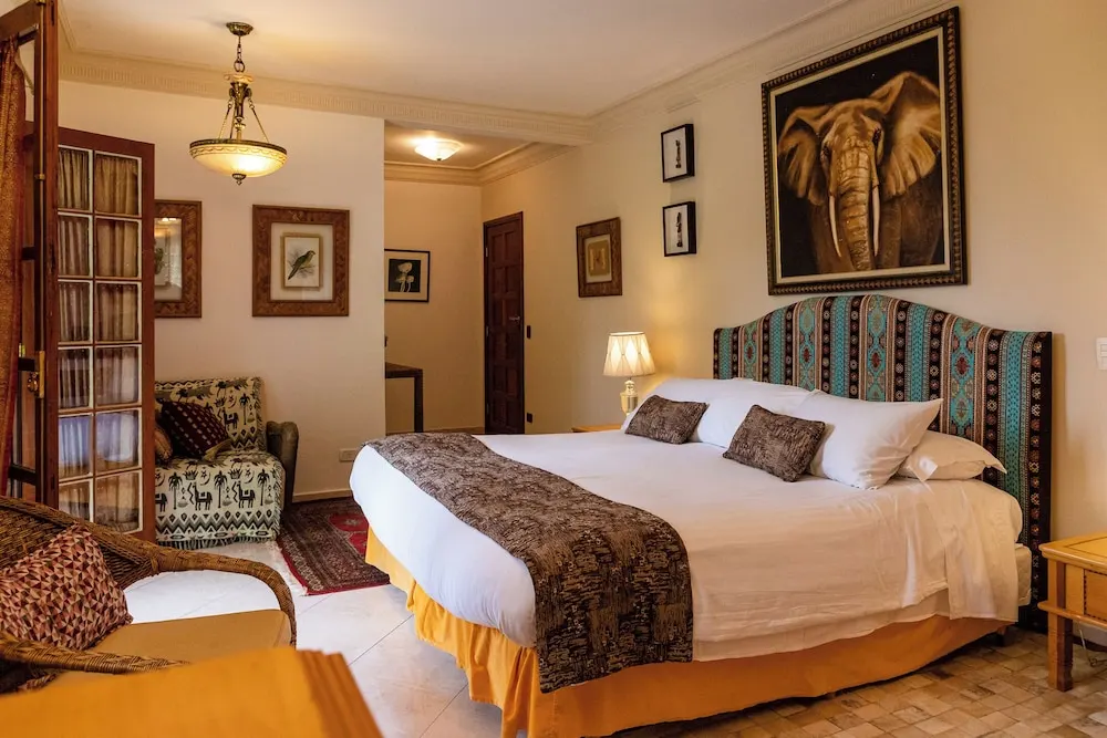 Quarto em Pousada Vila Natal - Art Gallery (Campos do Jordão)
