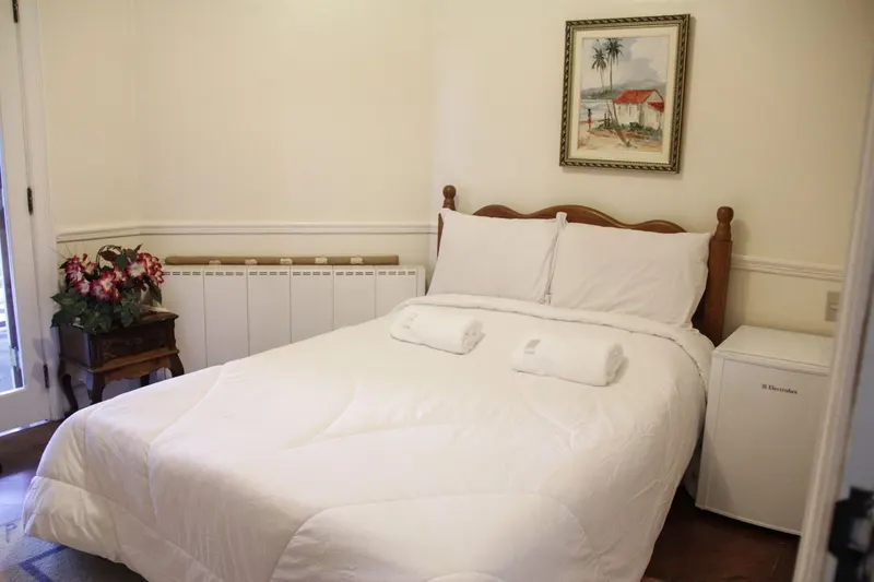 Quarto em Pousada Villa da Esperanca (Campos do Jordão)