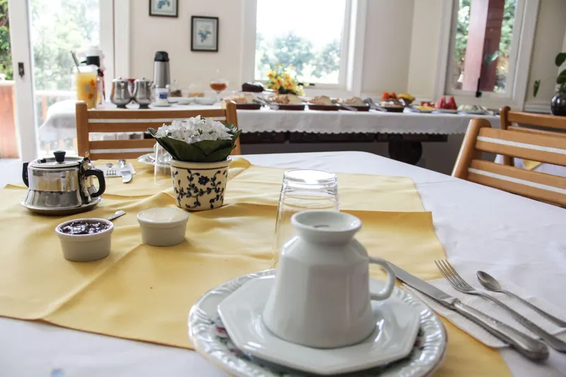 Café da manhã e refeições em Pousada Villa da Esperanca (Campos do Jordão)