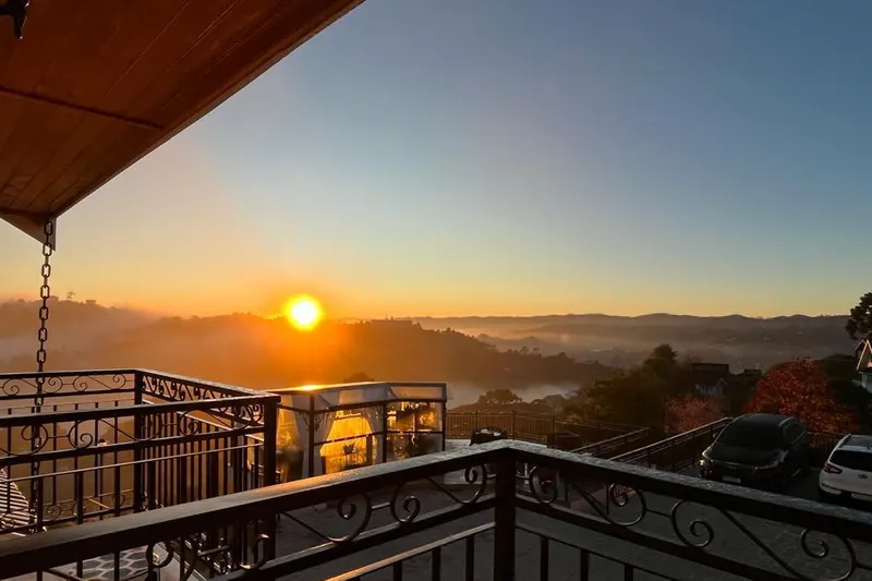 Pousada Ville Le Mont: vista a partir, em Campos do Jordão