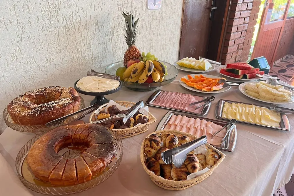 Café da manhã e refeições em Recanto Dos Marcelinos Suites (Campos do Jordão)