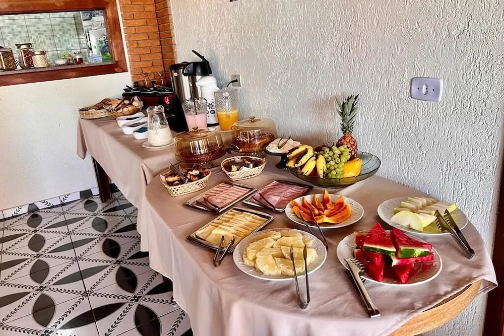 Café da manhã e refeições em Recanto Dos Marcelinos Suites (Campos do Jordão)