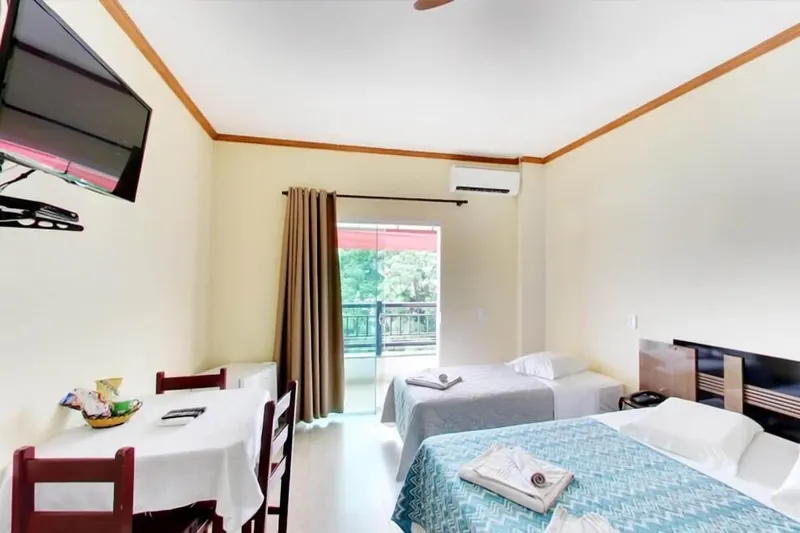 Quarto em Rohedama Hotel (Guaratinguetá)