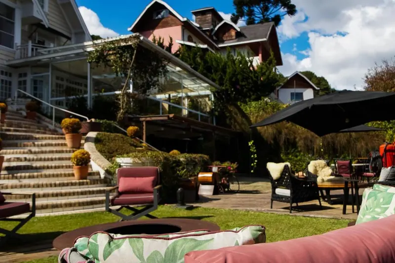 Secreto Boutique Hotel: área externa, em Campos do Jordão