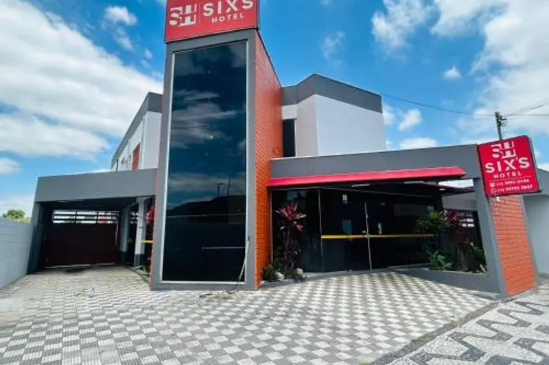 Six's Hotel: fachada, em Jacareí