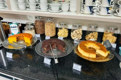 Café da manhã e refeições em Six's Hotel (Jacareí)