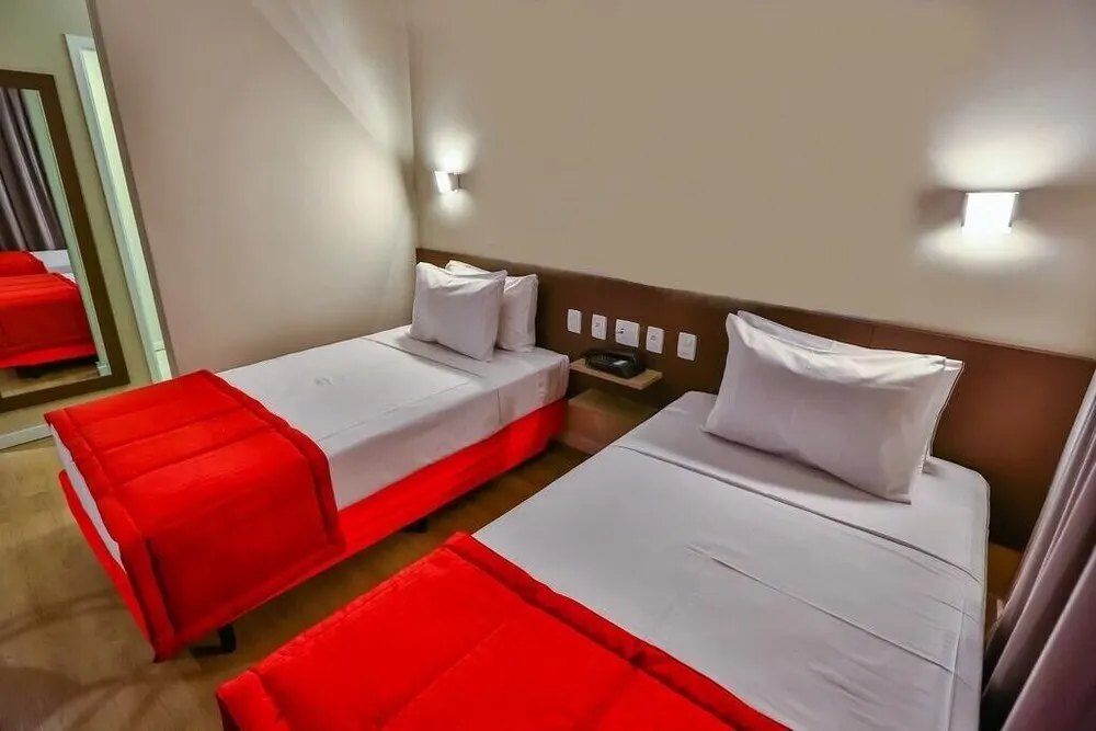 Quarto em Summit Suítes Hotel Pindamonhangaba (Pindamonhangaba)