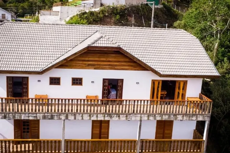 VELINN Pousada Villa Paty II: fachada, em Campos do Jordão