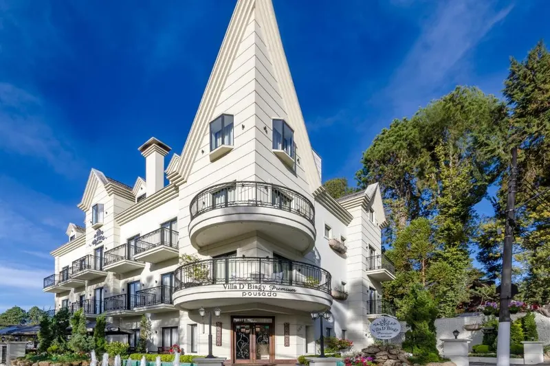 Villa D´Biagy Premium: fachada, em Campos do Jordão