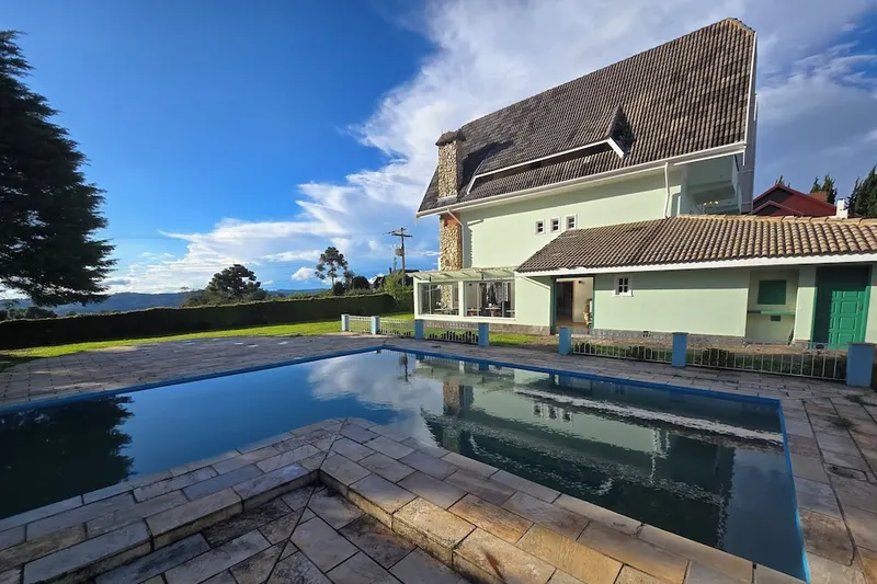 Villa Dolce Amore - Boutique Hotel: fachada, em Campos do Jordão