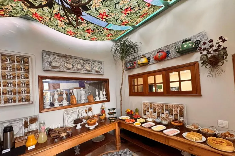 Café da manhã e refeições em Villa Montserrat (Campos do Jordão)